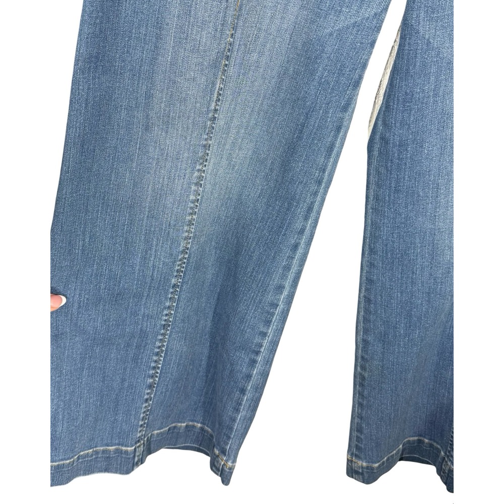 High-Rise Wide Leg Women’s Jeans - Blue - Picture 3 of 8